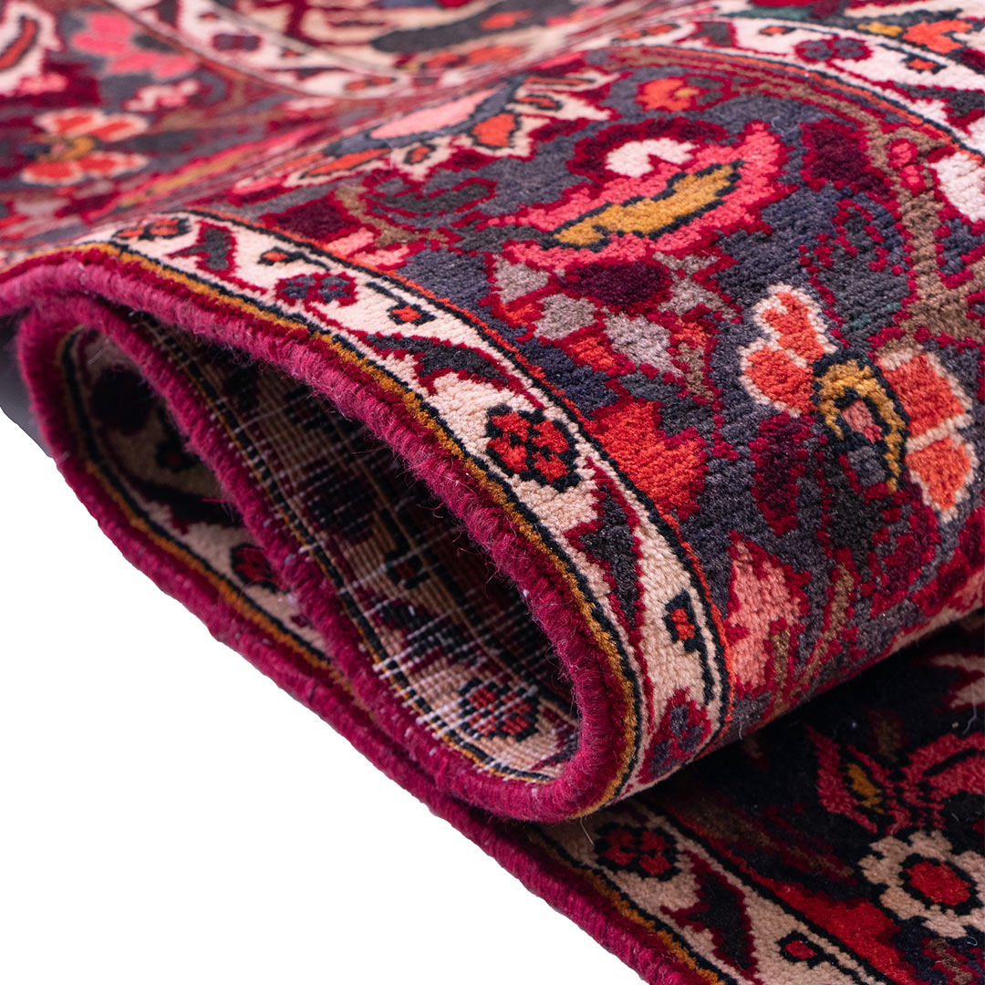 Bakhtiar rug 305×210 cm